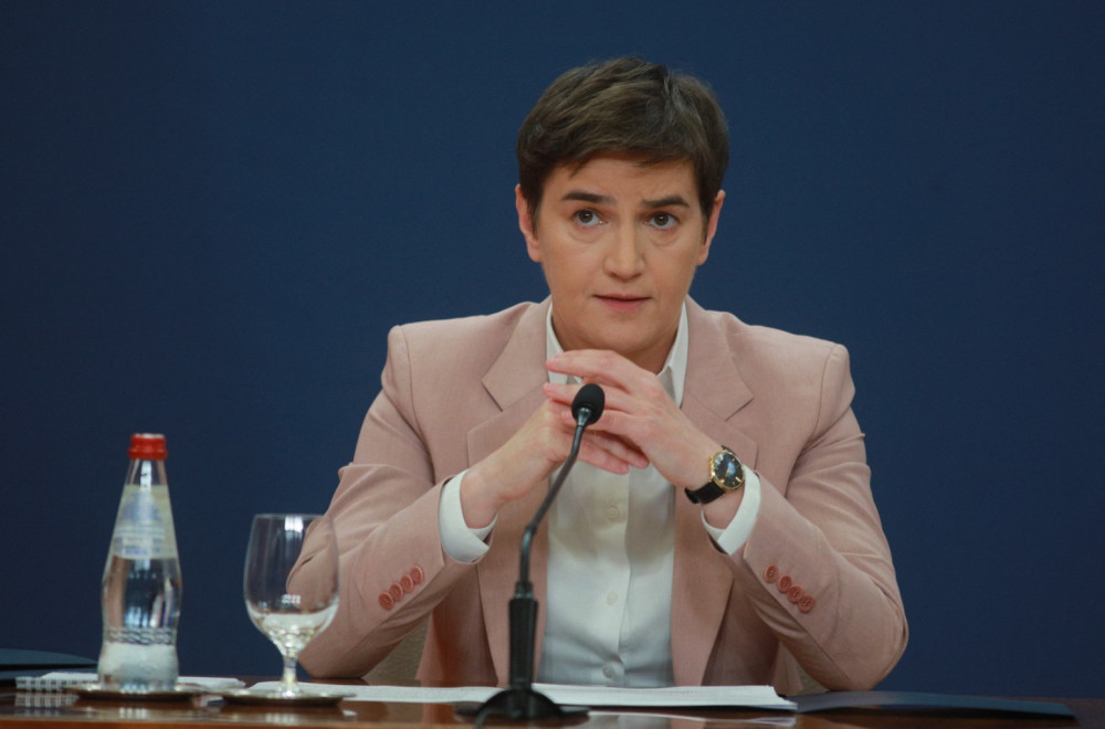 Besmisao; Blokaderi iz bivše vlasti predlože zakone, a onda se ne pojave na sednici kada se glasa VIDEO