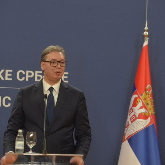 Vučić se obraća javnosti povodom novih mera u korist građana Srbije