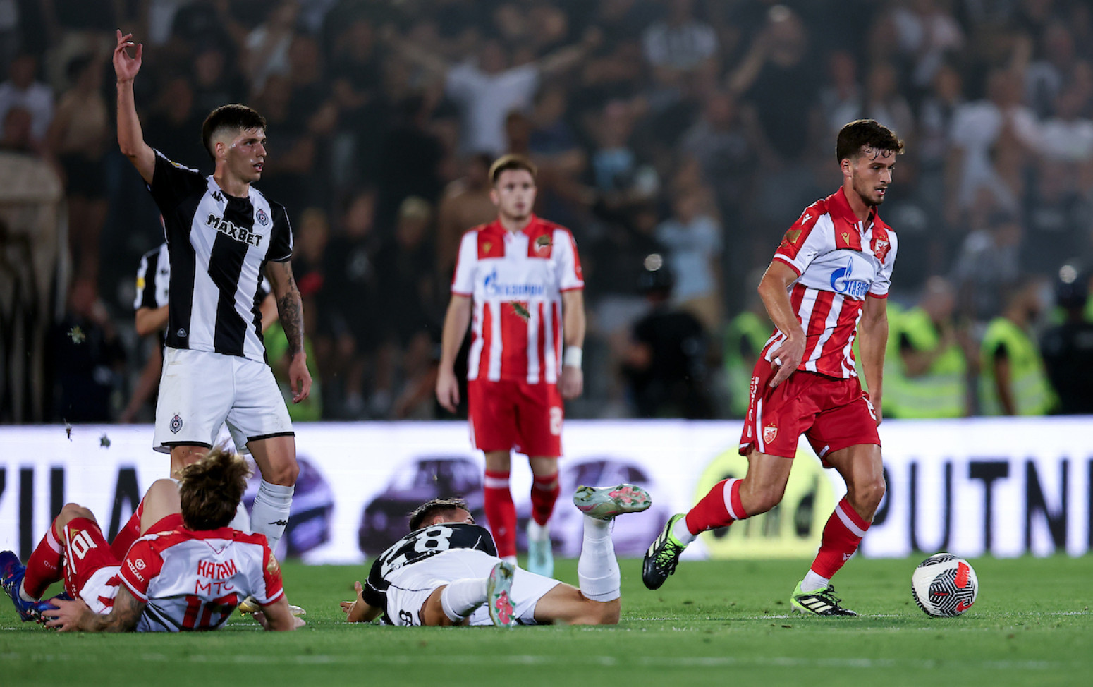 Partizanova derbi realnost