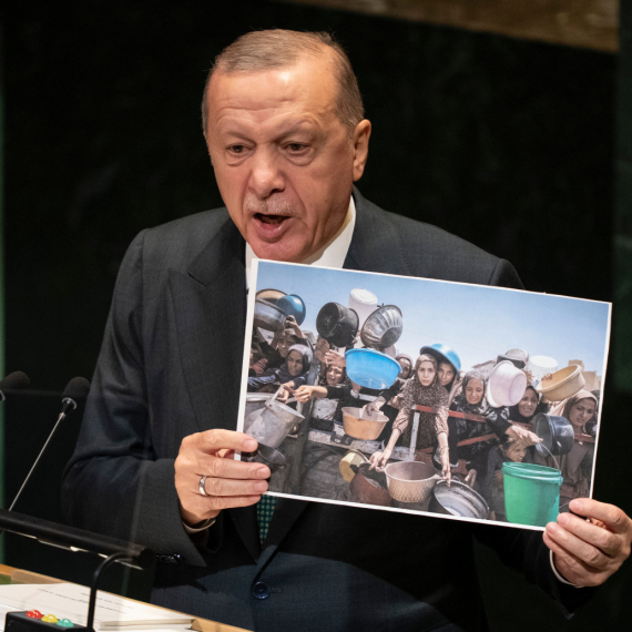 Erdogan zagrmeo u UN: Izrael svakog sata ubije jedno dete; Amputiraju im ruke i noge bez anestezije VIDEO