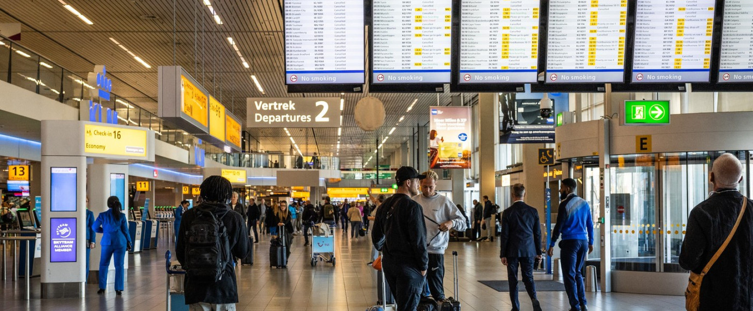 Totalni kolaps: Otkazano više od 200 letova