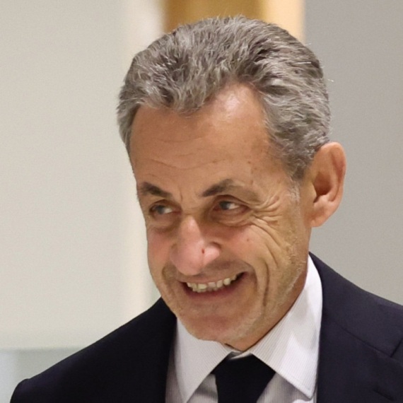 Francusko tužilaštvo zatvorilo istragu o Sarkozijevoj trgovini uticajem