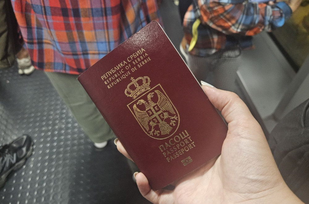 Seven-hour wait at passport control: Latest system glitch causes chaos for travelers