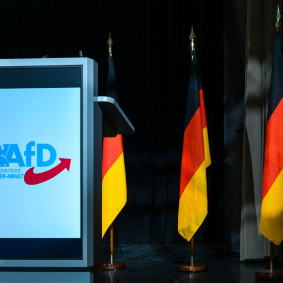 Merc u problemu; AfD ponovo najjača politička snaga u Nemačkoj