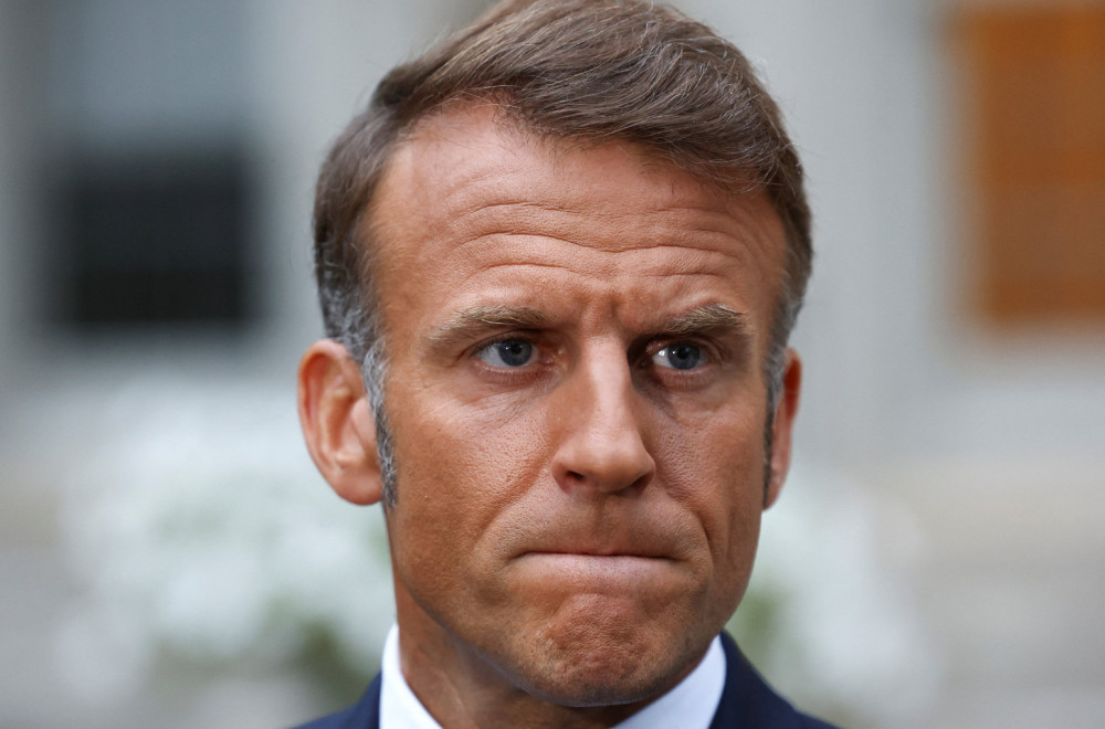 Macron under pressure: Snap elections or resignation?