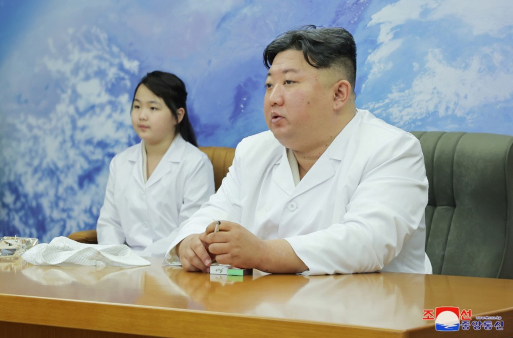 Objavio rat silikonima: Kim Džong zabranio povećanje grudi