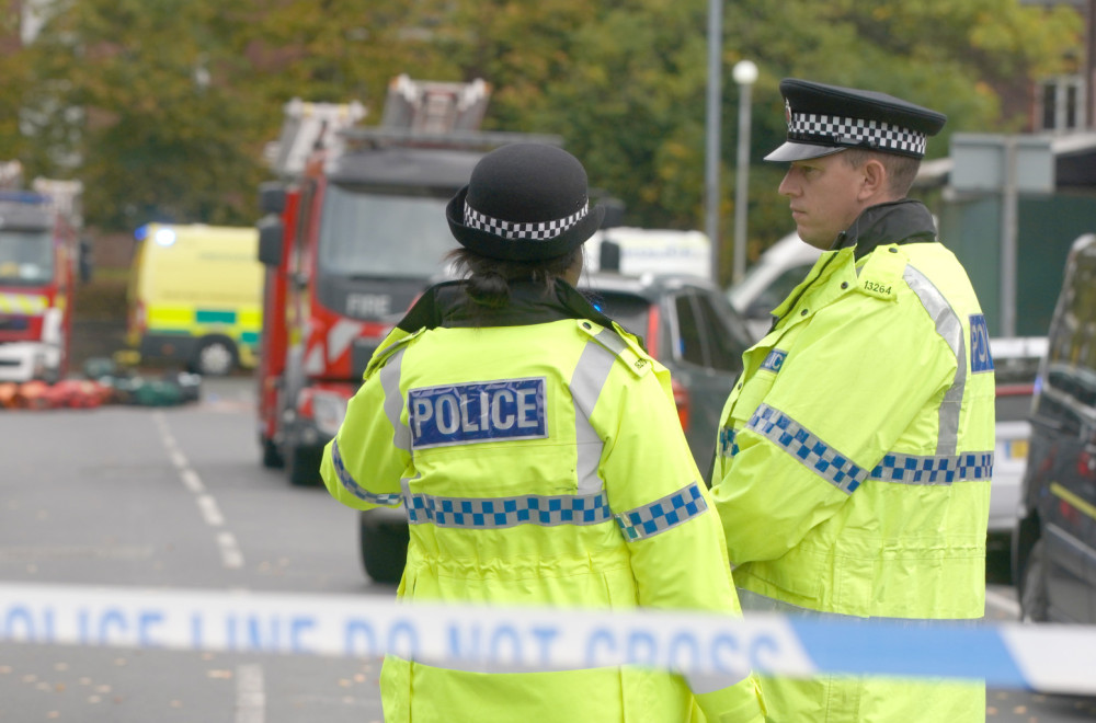 Alarm u Londonu: Policija na nogama FOTO