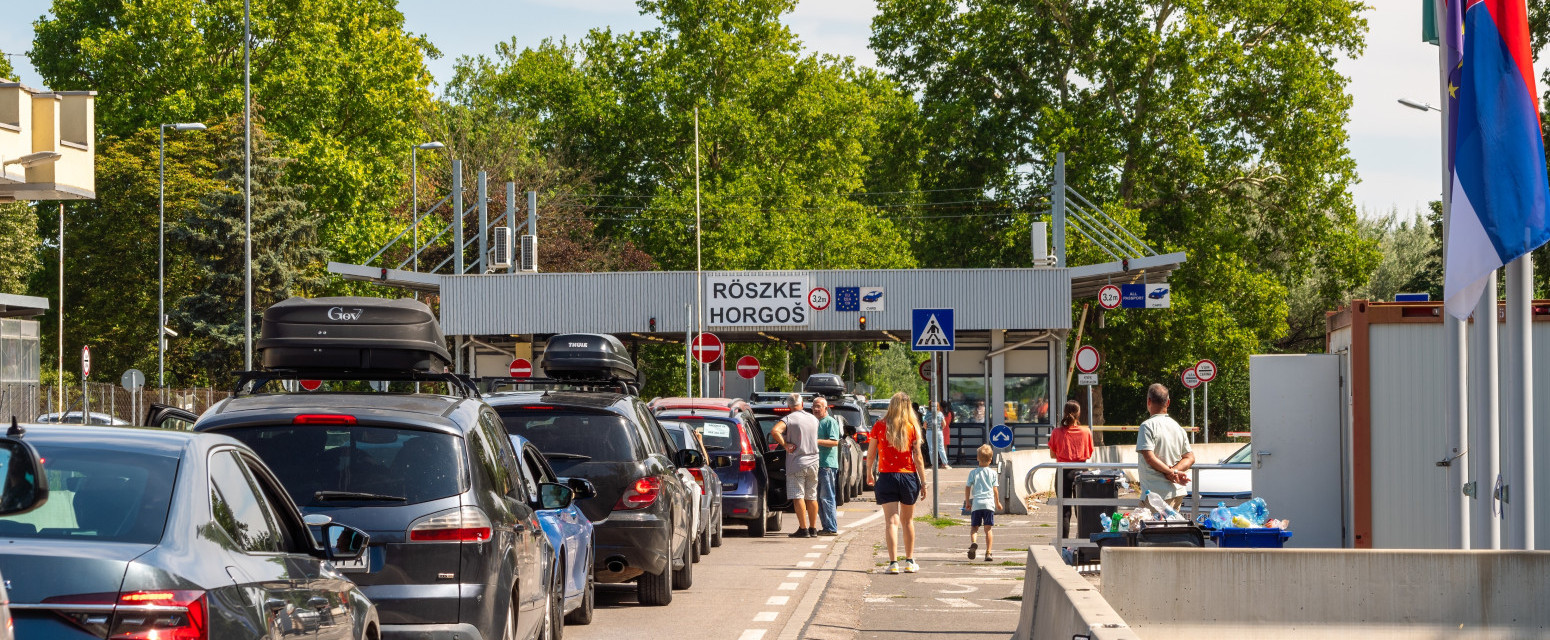 Koliko novca u kešu smemo da prenesemo preko granice? Ovo su sva pravila