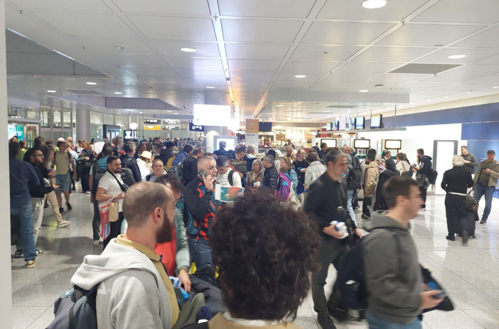B92.net in the middle of the chaos in Munich: Drones paralyze airport; Thousands of passengers missed flights