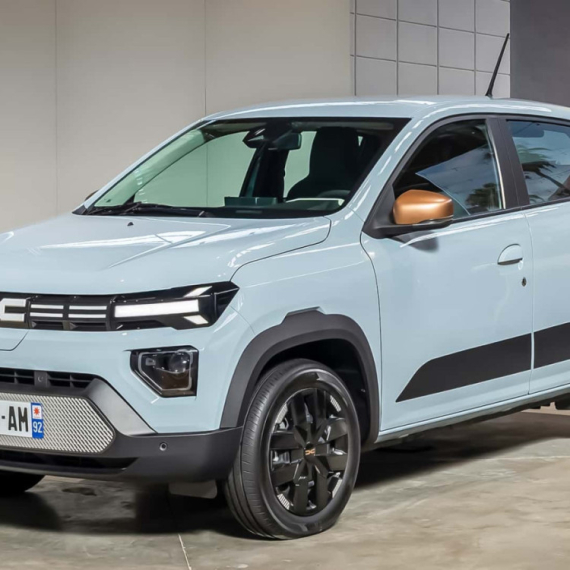Najjeftiniji evropski električni auto konačno dobija više snage FOTO