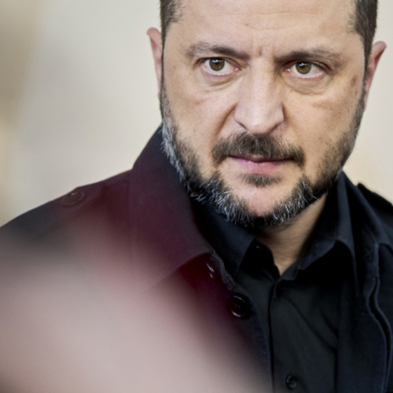 Ovaj čovek Zelenskom šapuće na uvo: "Svi su neprijatelji"