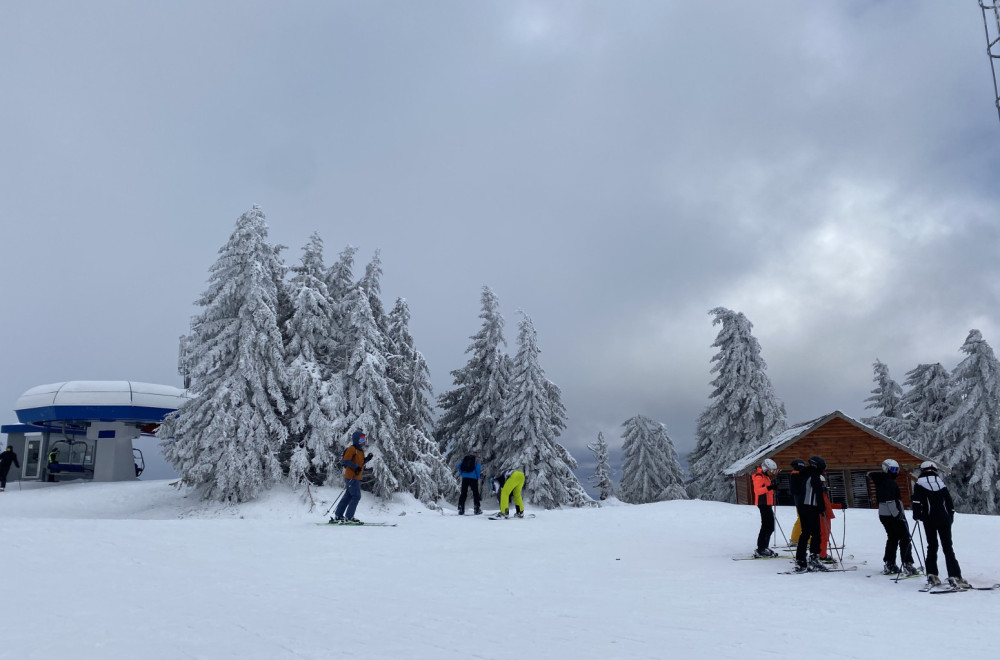 Velika promena na Kopaoniku pred novu ski-sezonu: Pančićev vrh dobija potpuno novi sistem za skijaše