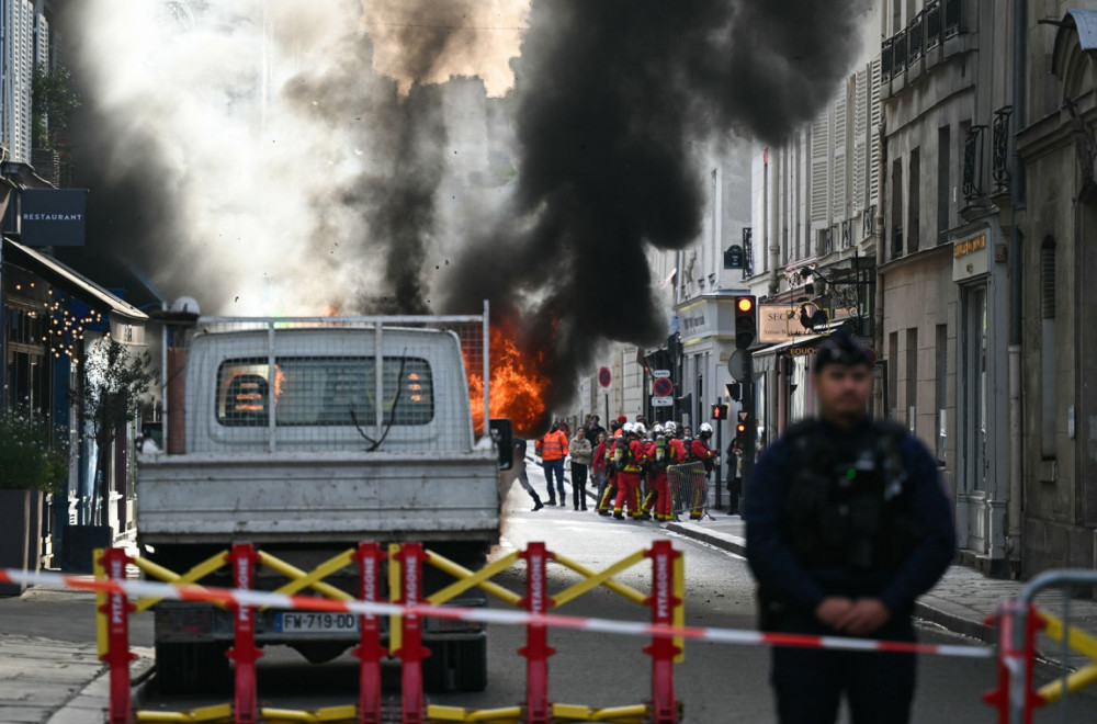 Odjeknule eksplozije u Parizu FOTO/VIDEO