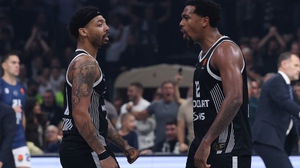 Sterling Braun srušio Efes – Partizan na 2/2 kod kuće!