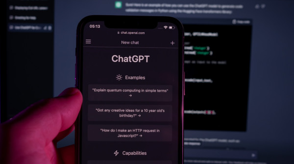 OpenAI prelomio: Reklame (za sada) ne stižu u ChatGPT