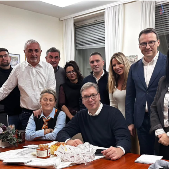Oglasio se Vučić posle izbora na KiM: Još jedna pobeda; Čestitam Srpskoj listi FOTO