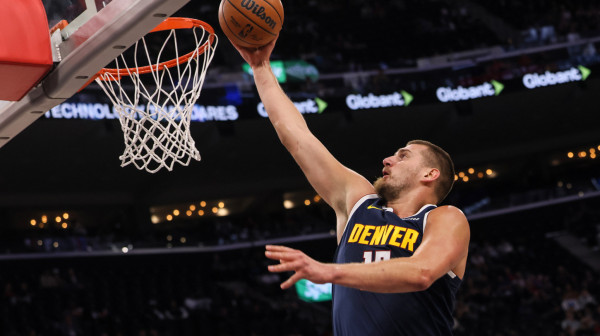 Denver i Klipersi kao da je NBA finale: Jokić briljirao, Bogdana sprečila povreda VIDEO