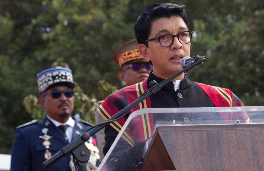 Potpuni haos na Madagaskaru; Hiljade besnih na ulicama; Predsednik u bekstvu
