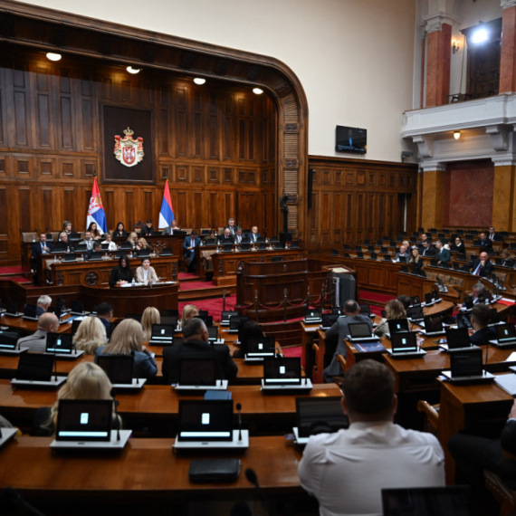 Završena skupština; Jovanov žestoko odgovorio Parandiloviću: Je l' vidite zašto se pada na psihotestu VIDEO
