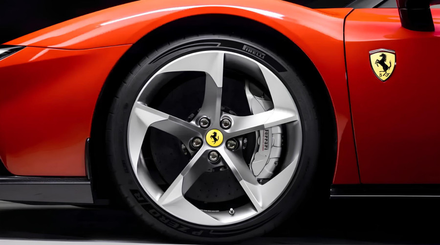 Zašto i Porsche i Ferrari koriste crnog konja na svom amblemu – a niko nikoga nije kopirao