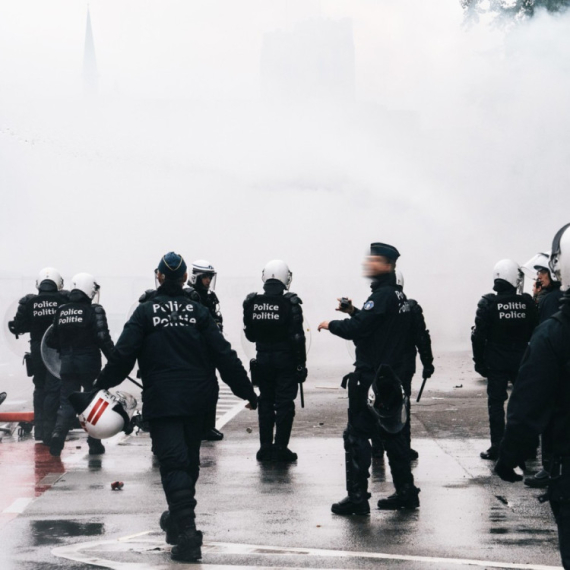 Terrifying scenes from Brussels: Clashes between police and demonstrators, water cannon and tear gas used