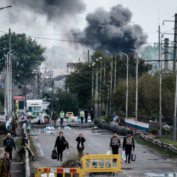 Masovna evakuacija; Ukrajinci beže – Rusi stežu obruč FOTO