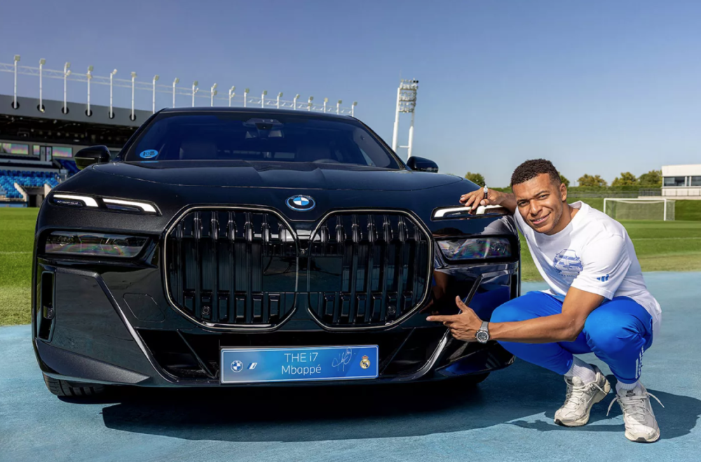 BMW počastio igrače Reala novim kolima: Dosta njih odabralo isti model FOTO