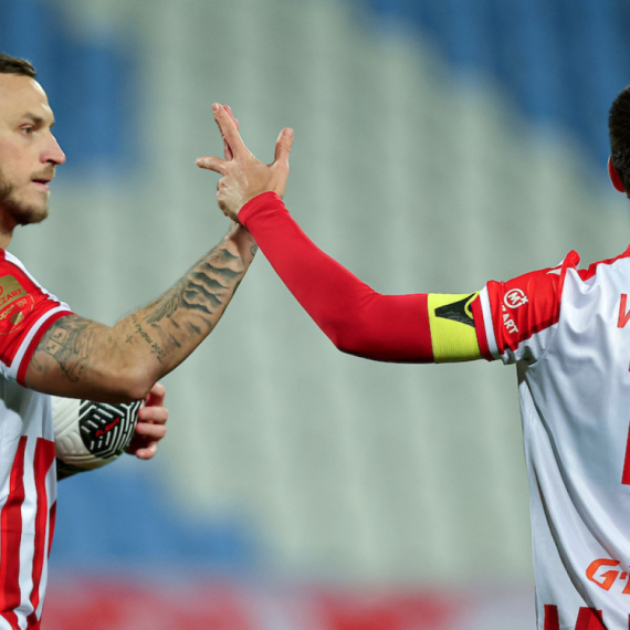 Goleada Zvezde, het-trik Ivanića – Arnautović i Kostov "ispratili" kapitena VIDEO