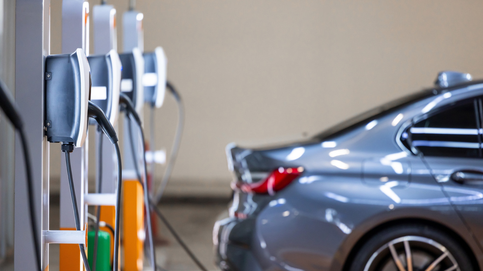 Ko je čekao, dočekao je: Električni automobili drastično pojeftinili