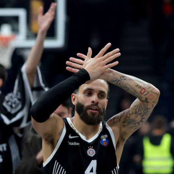 Herojski plašt Vašingtona: "Obradović mi veruje"