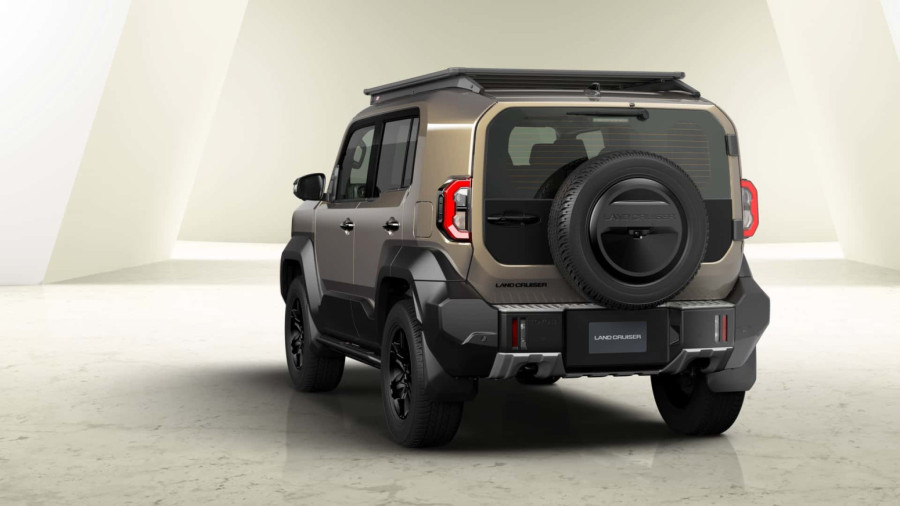 Stigao je Land Cruiser FJ: Novi Toyotin terenac retro dizajna FOTO