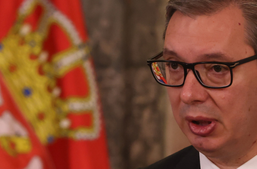 Dikić pozvao na streljanje Aleksandra Vučića i onih koji ga podržavaju; "Strpaćemo ga u sanduk" VIDEO
