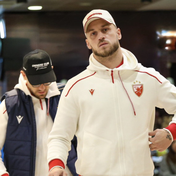 Zvezda otputovala u Bragu – evo koga je Milojević poveo FOTO