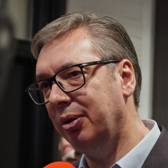 Vučić: "Završili smo kompletnu garantnu šemu od 40 miliona za stanove za ljude od 25 do 30 godina"