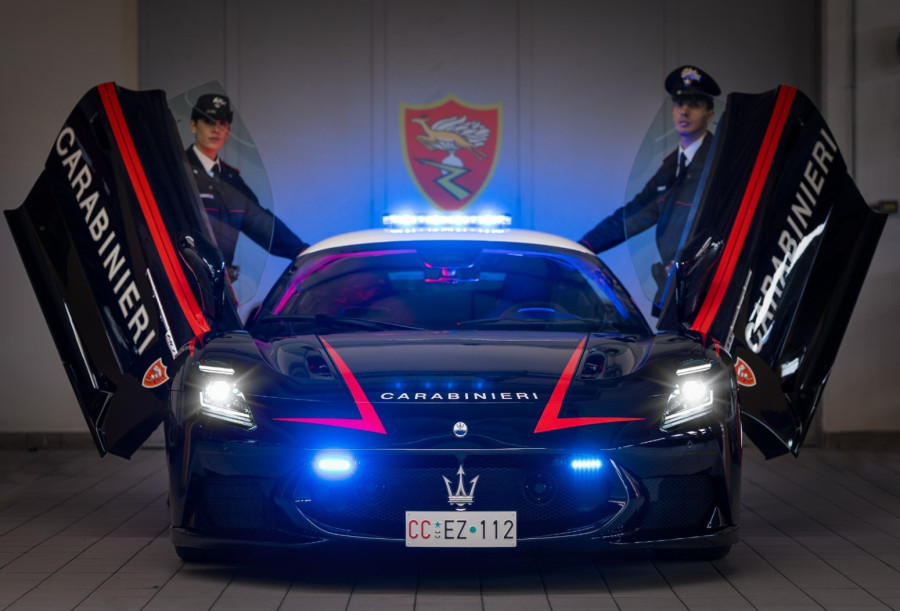 Karabinijeri dobili Maserati – neće juriti kriminalce