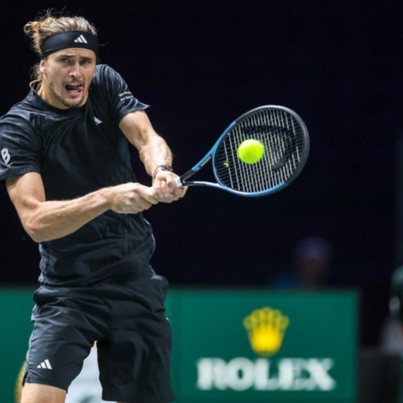 Zverev se mučio, ali prošao u treće kolo Pariza – za četvrtfinale protiv Fokine