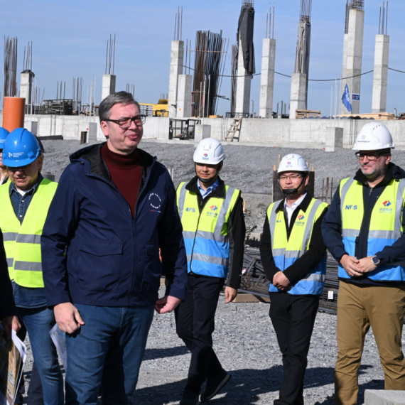 Vučić: Kandidovali smo se da 2028. budemo domaćini finala Lige Evrope; Kapacitet će biti 52.000 ljudi