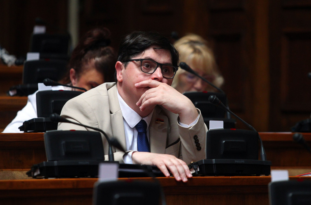 Mrdić: Zaštita za sve koji trpe pretnje, od Vučića do Savović; I krivična odgovornost za krivična dela