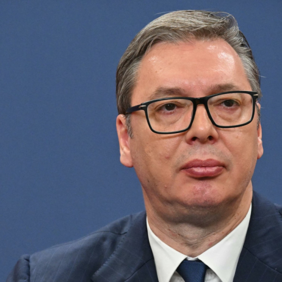 Vučić čestitao Dan Republike Srpske: U vatri rođena, osporavana, ali uvek ponosna; Srpska je stvorena za mir