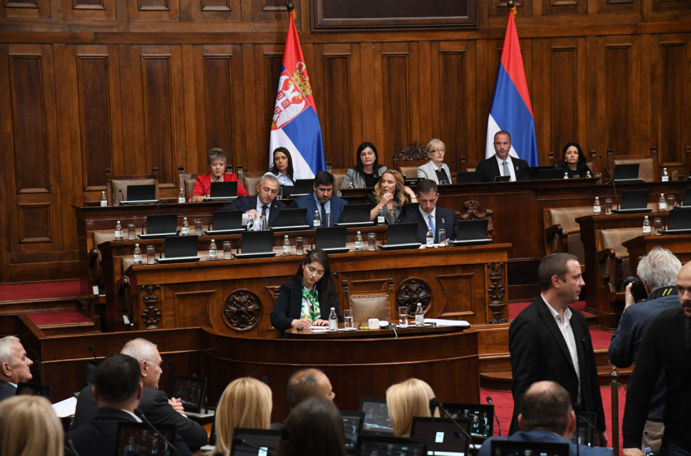Members of Parliament resume work: Debate on the voter list, lex specialis, and amendments