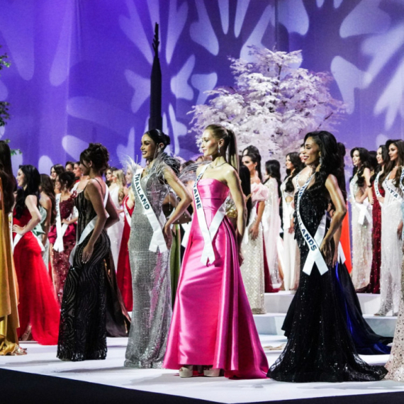 Još jedan sudija Mis Univerzuma podneo ostavku: Tri dana pred finale FOTO