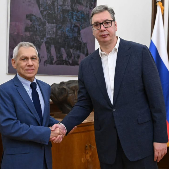 Vučić sa Bocan-Harčenkom: Srbija će nastaviti dijalog, štiteći interese svojih građana FOTO