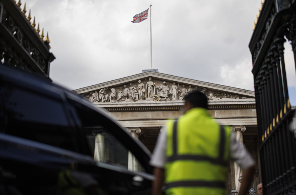 Britanac špijunirao za Rusiju; "Hteo da je da bude Džejms Bond"
