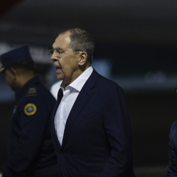 Oglasio se Lavrov o planu za mir: Cenimo Trampove napore, ali...; On manipuliše
