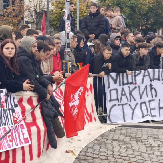 Piper raskrinkao blokadere; Studentska lista, lista za penziju – prosek starosti čak 62 godine