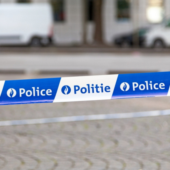 Drama u Belgiji: Pijani vozač udario u 12 automobila