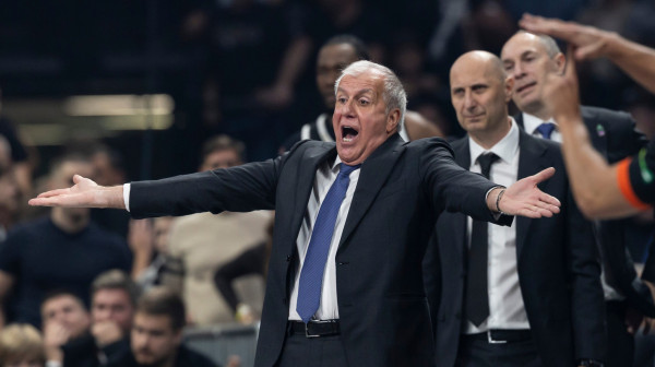 Obradović: "To je provokacija"; O razgovoru sa Spanulisom: "Veoma intimno"