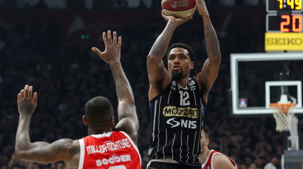 Zvanično: Sterling Braun u Litvaniji