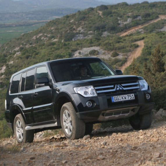 Mitsubishi potvrđuje veliki SUV: Vraća se legendarni model?