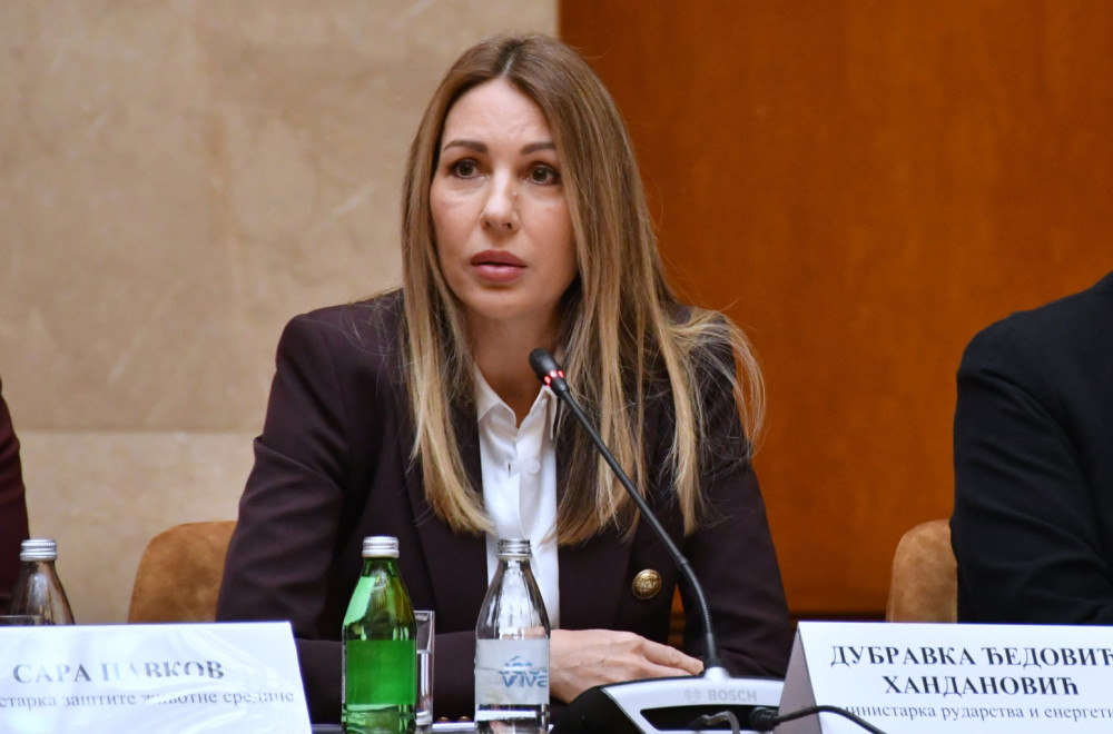 "37 dana nismo dobili kap nafte iz JANAF-a"; Ministarka Đedović: Građani nisu osetili ništa VIDEO